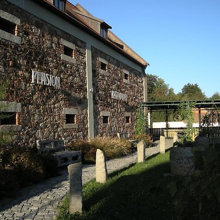 Hotel Barokni Spejchar Tlučná Esterno foto